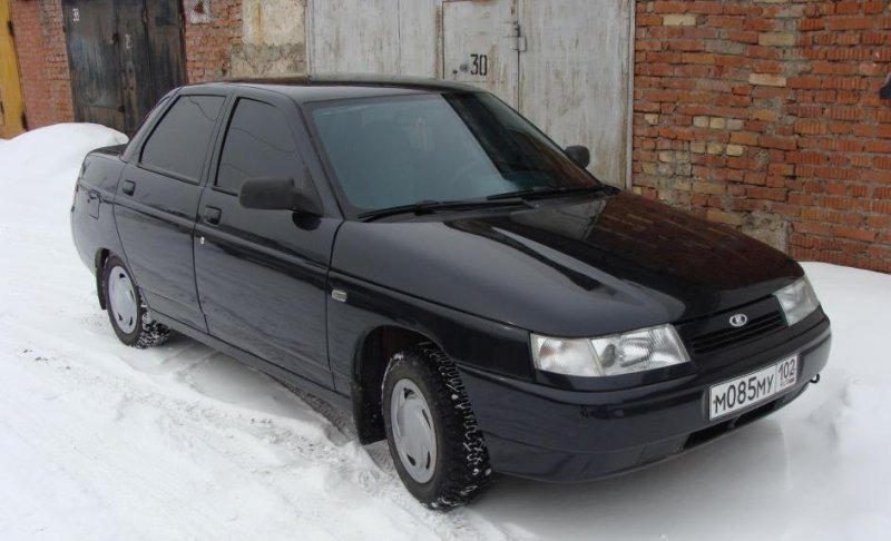 Lada 2110 черная