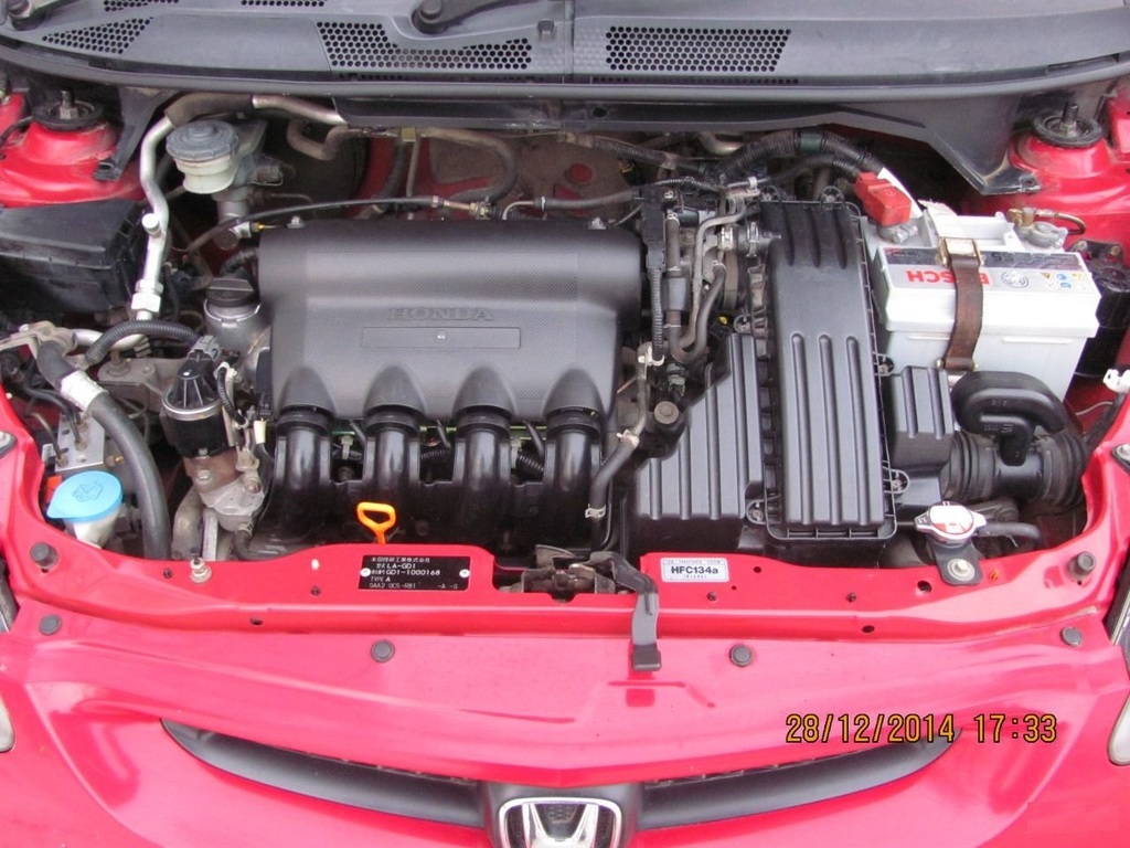 Двигатель фит 1.5. Хонда фит 2001 мотор. Мотор Хонда фит 1.5. Honda Fit 2012 под капотом. Мотор Хонда фит 2002.