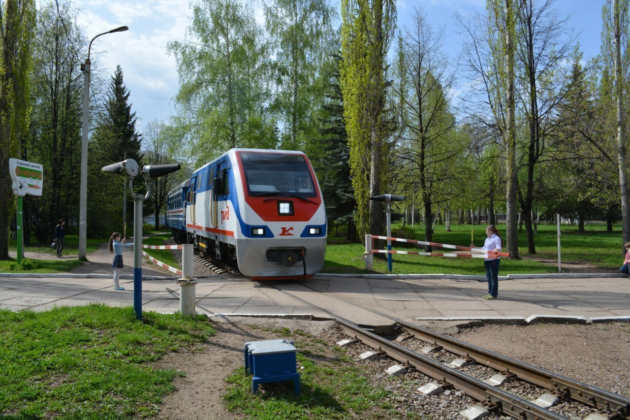 детская железная дорога в парке