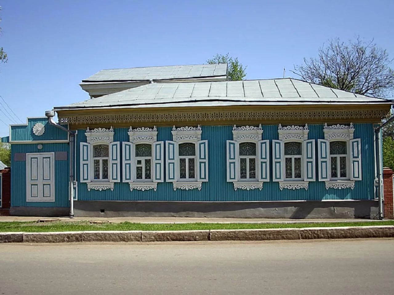 Дом г уфа. Дом-музей ш. а. Худайбердина. Музей Худайбердина в Уфе. Дом музей Худайбердина Уфа фото. Город Башкирия музей.